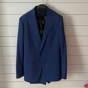 Bonobos Stretch Italian Wool Suit - Slim - Brilliant Navy. 40L, 33x32.